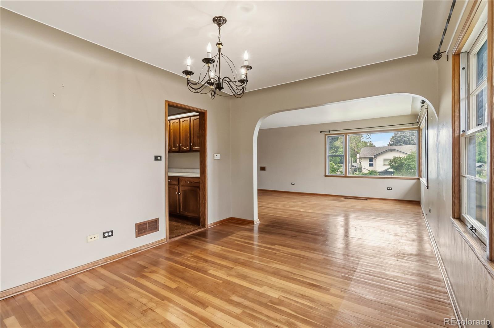 MLS Image #8 for 3995 s pennsylvania street,englewood, Colorado