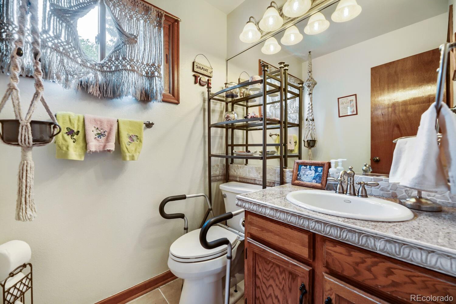 MLS Image #18 for 6393 s reed way,littleton, Colorado