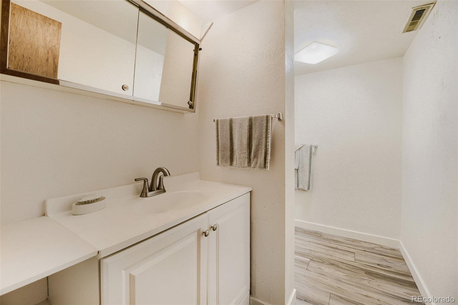 MLS Image #22 for 15085 e eldorado drive,aurora, Colorado