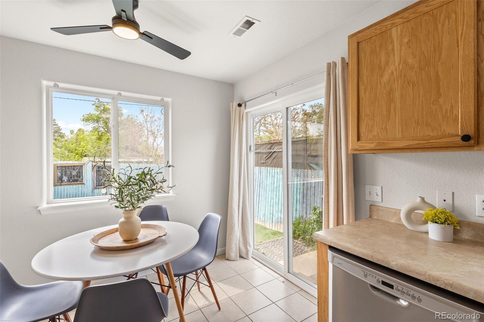 MLS Image #10 for 879 s newton street,denver, Colorado