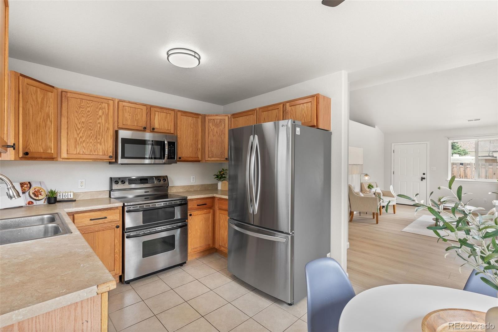 MLS Image #12 for 879 s newton street,denver, Colorado