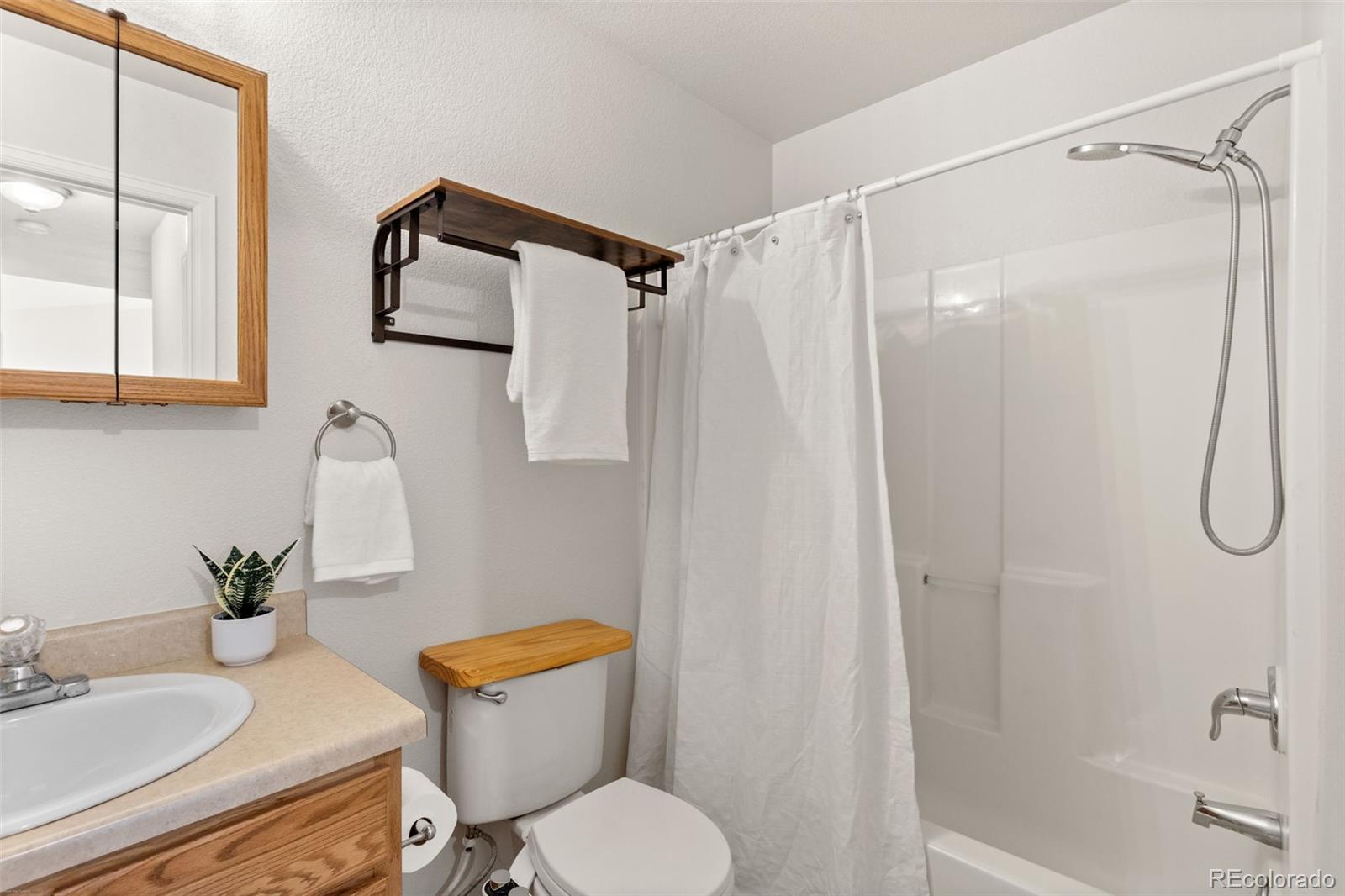 MLS Image #21 for 879 s newton street,denver, Colorado