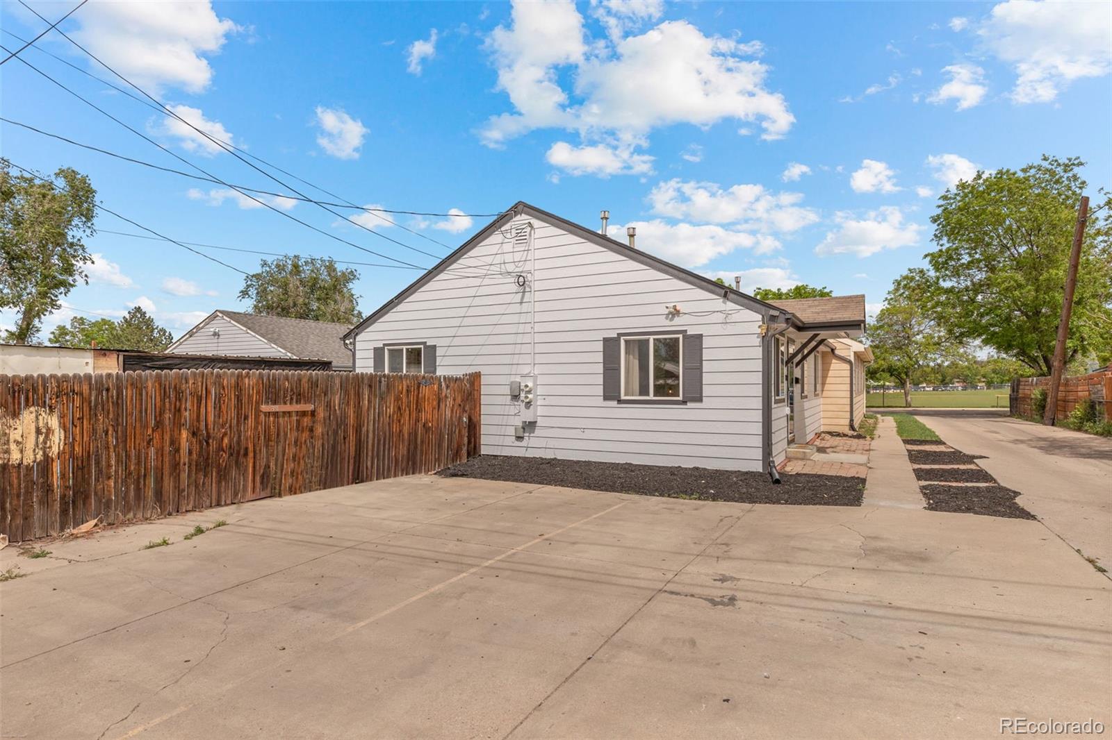MLS Image #30 for 879 s newton street,denver, Colorado