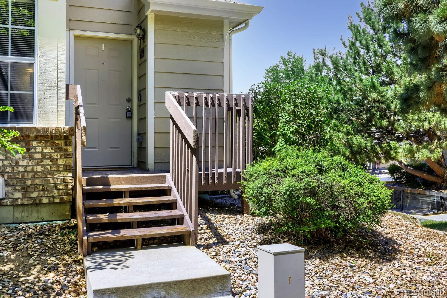 MLS Image #2 for 1470 s quebec way,denver, Colorado