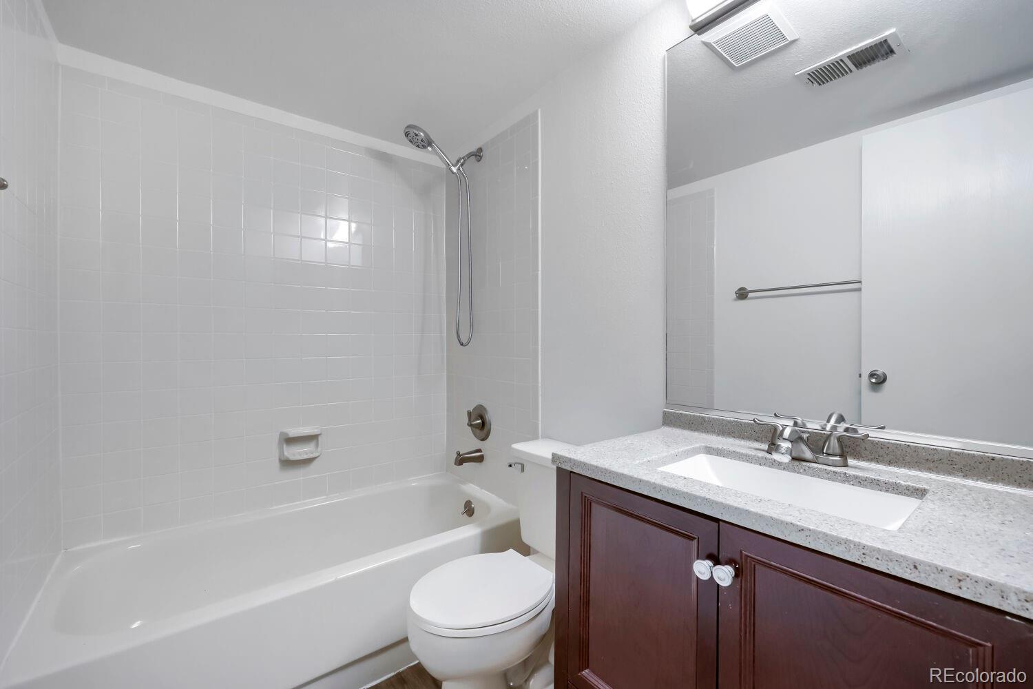 MLS Image #22 for 1470 s quebec way,denver, Colorado