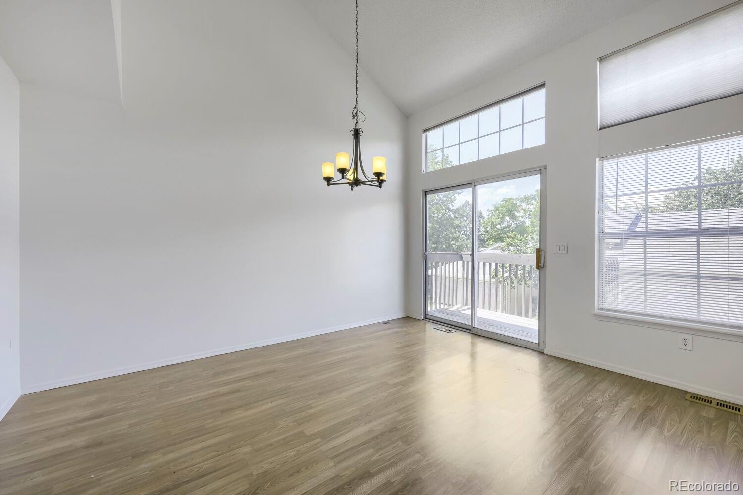 MLS Image #8 for 1470 s quebec way,denver, Colorado