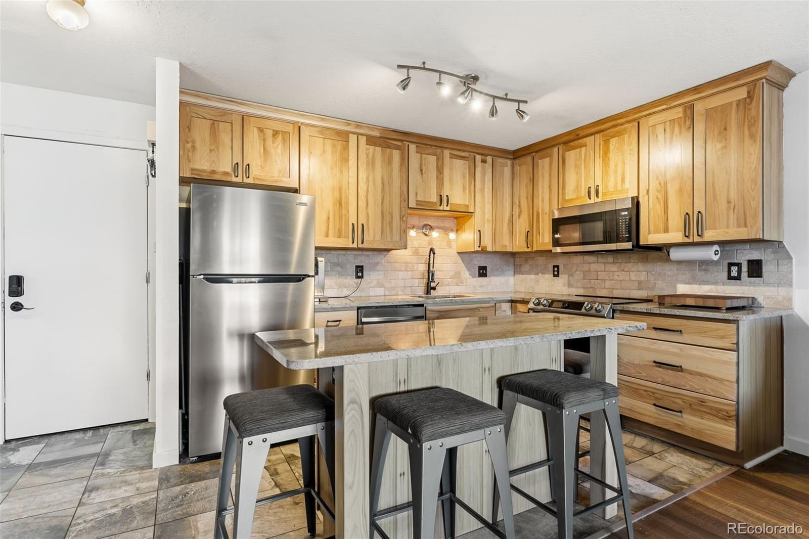 MLS Image #10 for 983  straight creek drive,dillon, Colorado