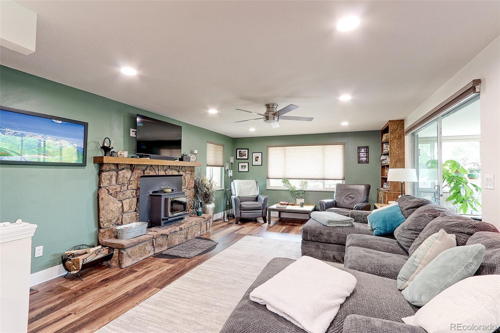 MLS Image #4 for 8118 w 69th way,arvada, Colorado