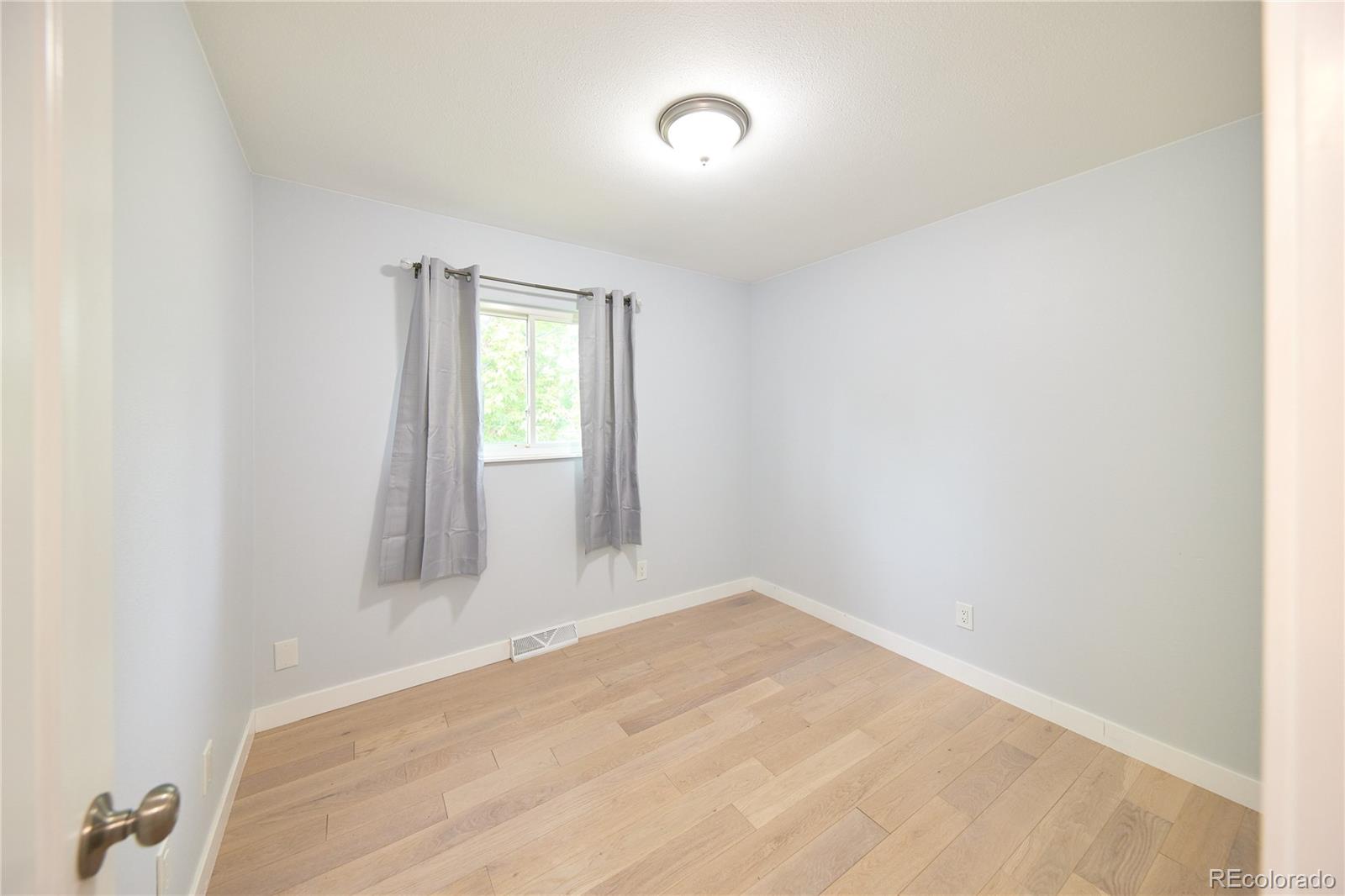 MLS Image #16 for 6508 s dahlia circle,centennial, Colorado