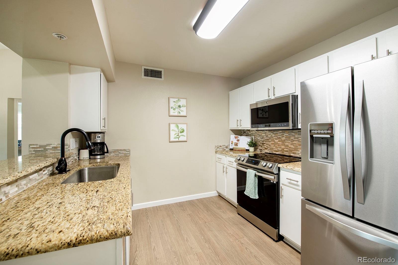 MLS Image #7 for 12886  ironstone way 303,parker, Colorado