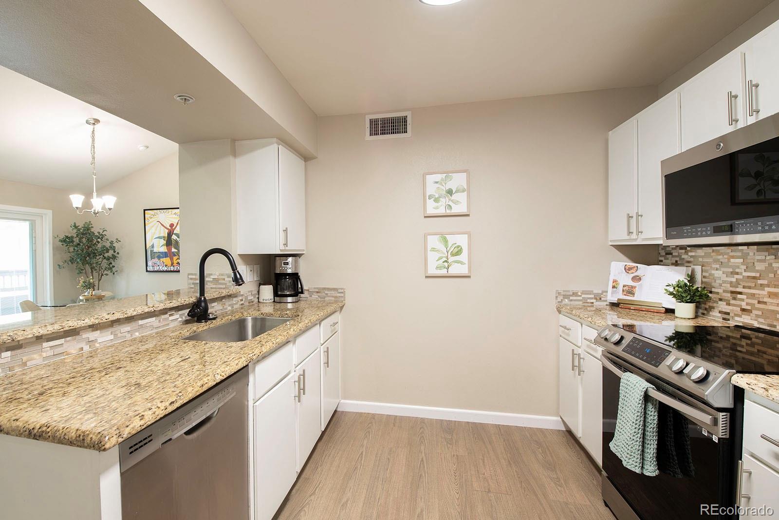 MLS Image #9 for 12886  ironstone way 303,parker, Colorado