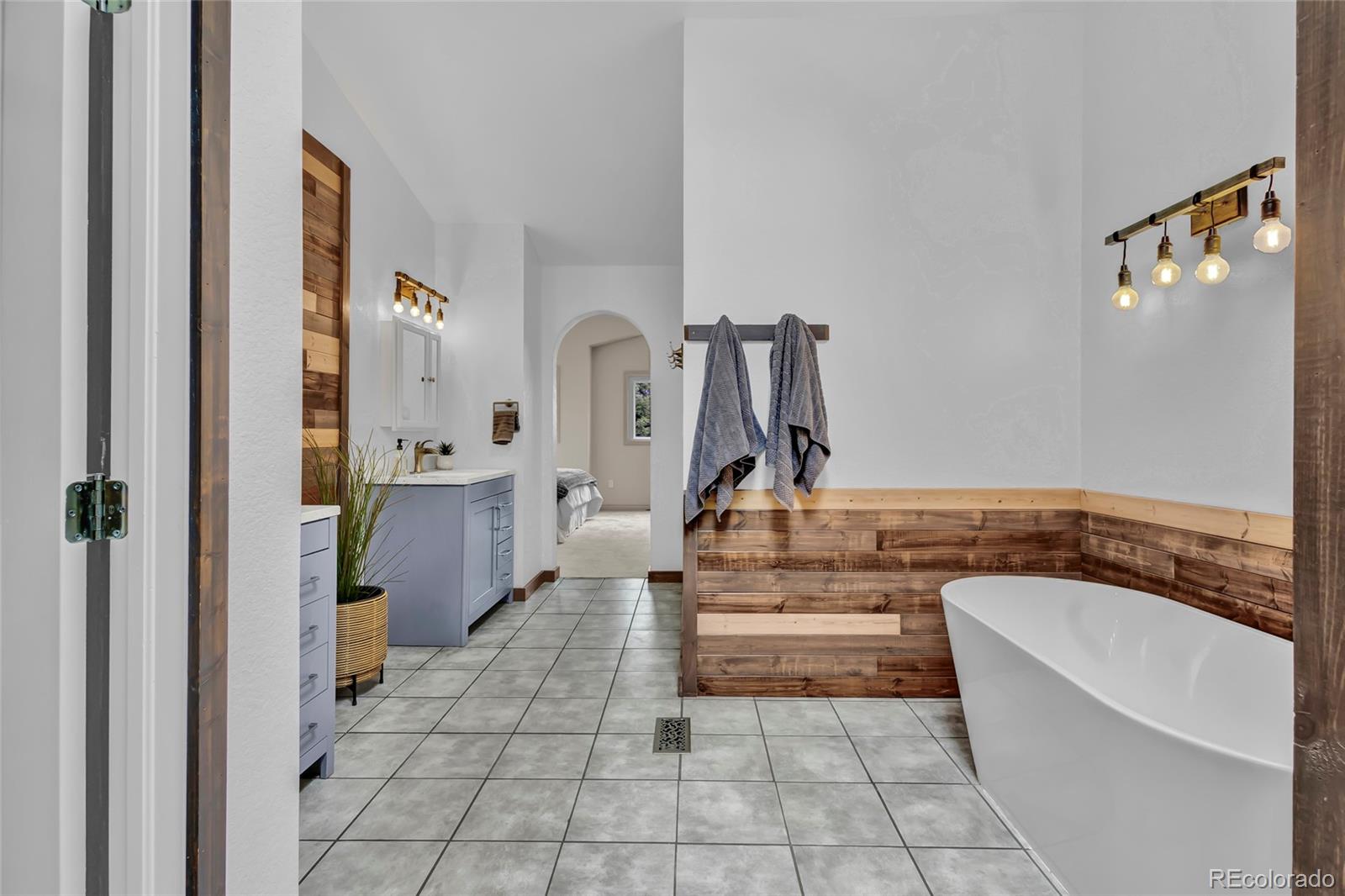 MLS Image #6 for 493 e 16th avenue,longmont, Colorado