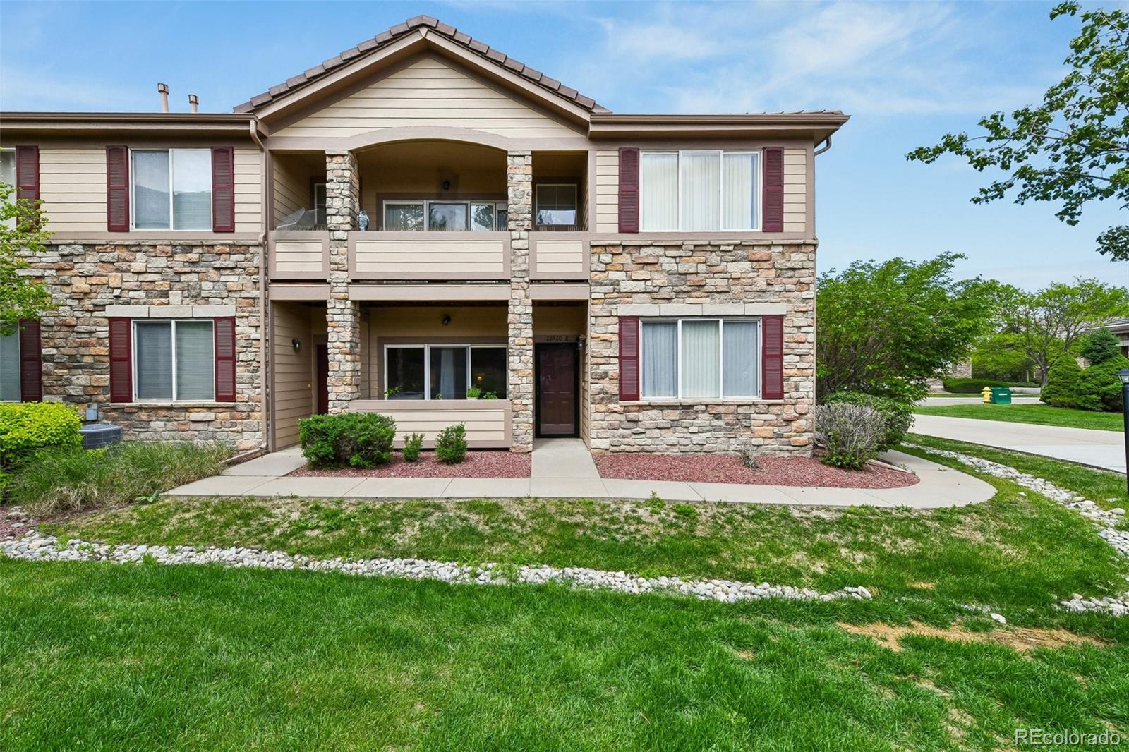 MLS Image #0 for 22920 e roxbury drive e,aurora, Colorado