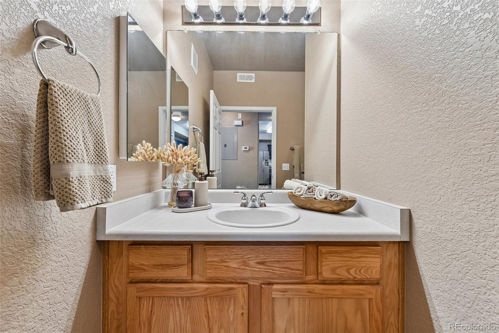 MLS Image #19 for 22920 e roxbury drive e,aurora, Colorado
