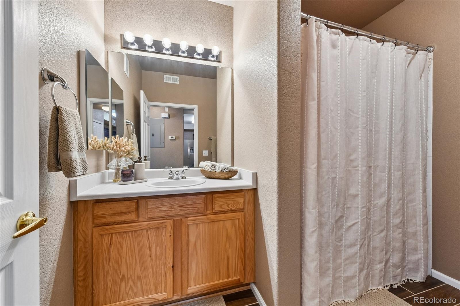 MLS Image #20 for 22920 e roxbury drive e,aurora, Colorado