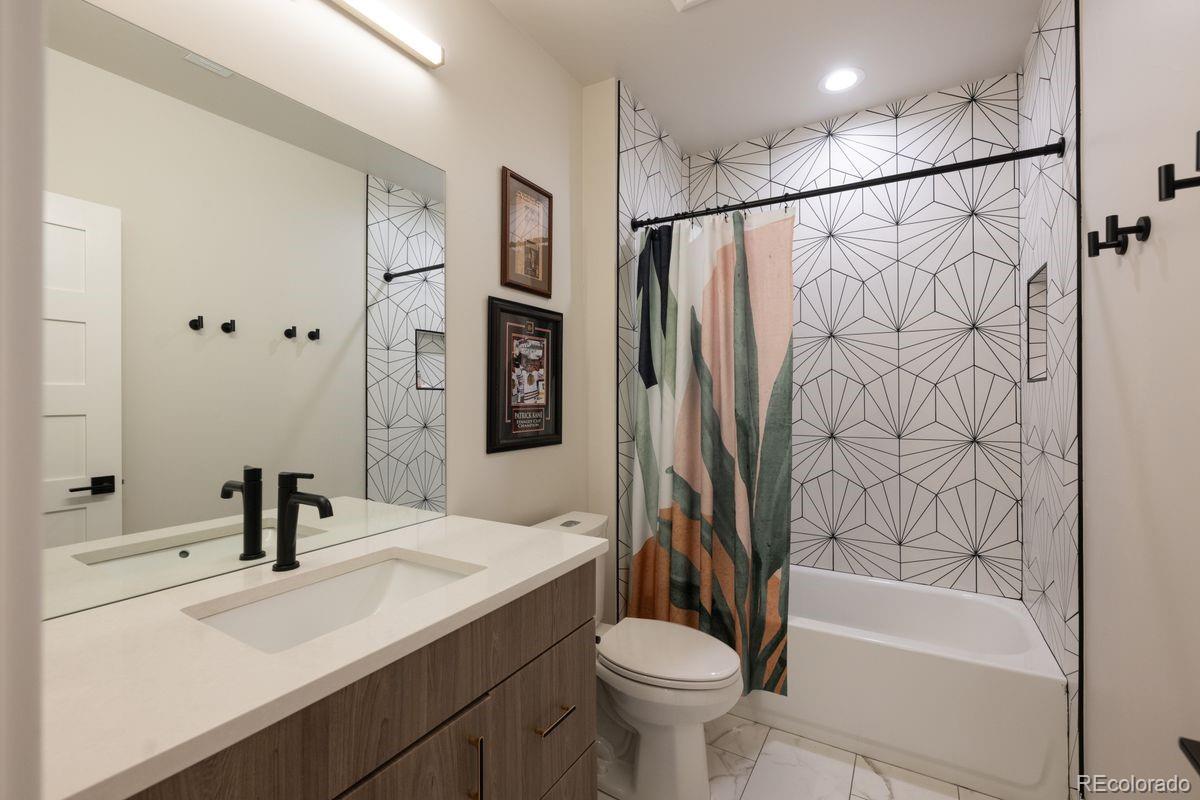 MLS Image #22 for 1529  adams street,denver, Colorado