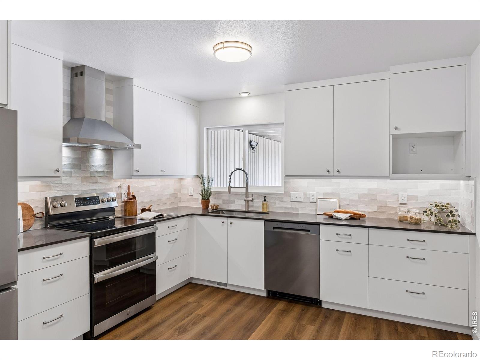 MLS Image #6 for 1494  greenbriar boulevard,boulder, Colorado