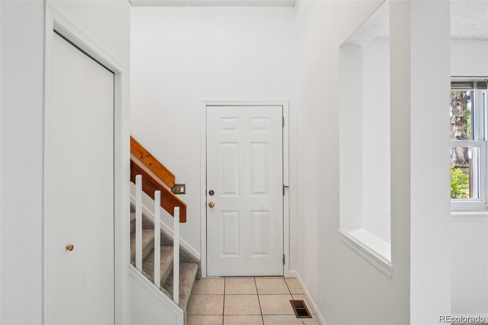MLS Image #3 for 3500 s telluride circle a,aurora, Colorado