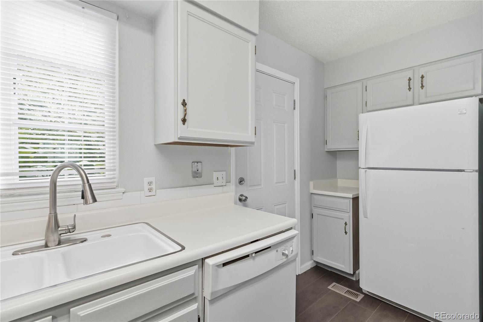MLS Image #11 for 1653 s blackhawk way b,aurora, Colorado