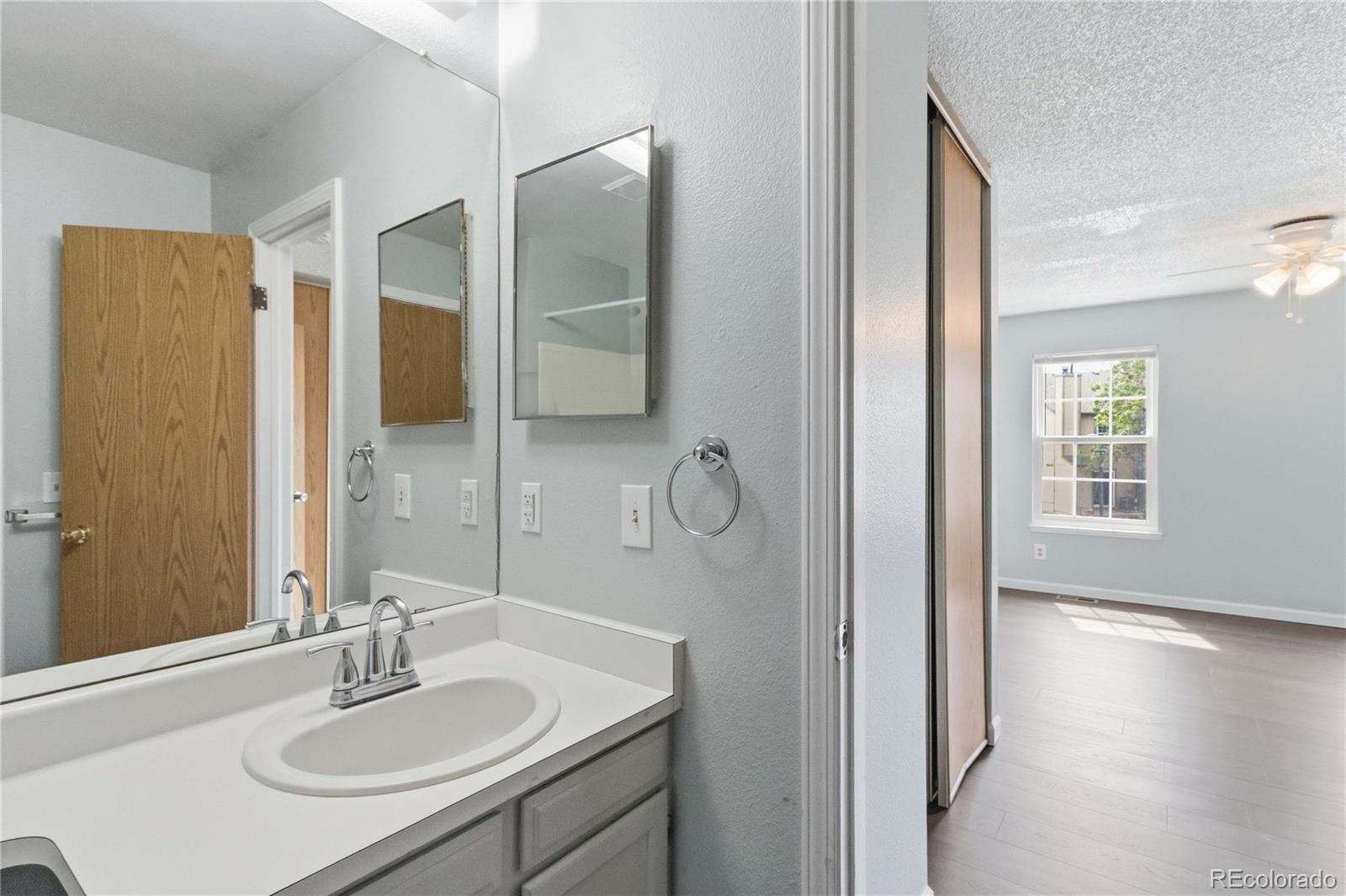MLS Image #19 for 1653 s blackhawk way b,aurora, Colorado