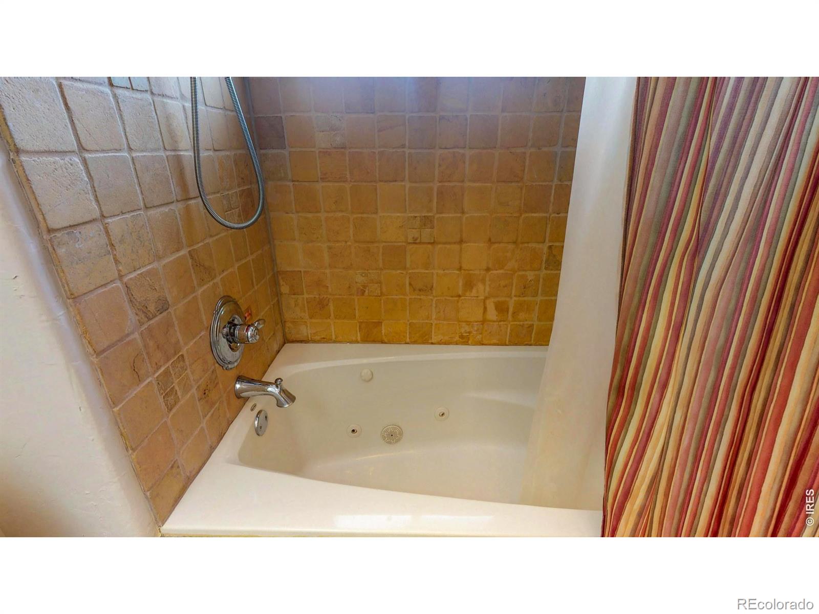 MLS Image #15 for 5001 w county road 4 ,berthoud, Colorado