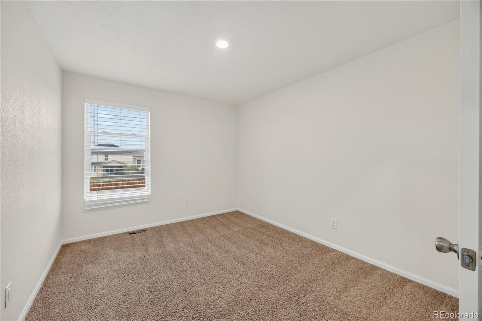MLS Image #15 for 10122  intrepid way,colorado springs, Colorado