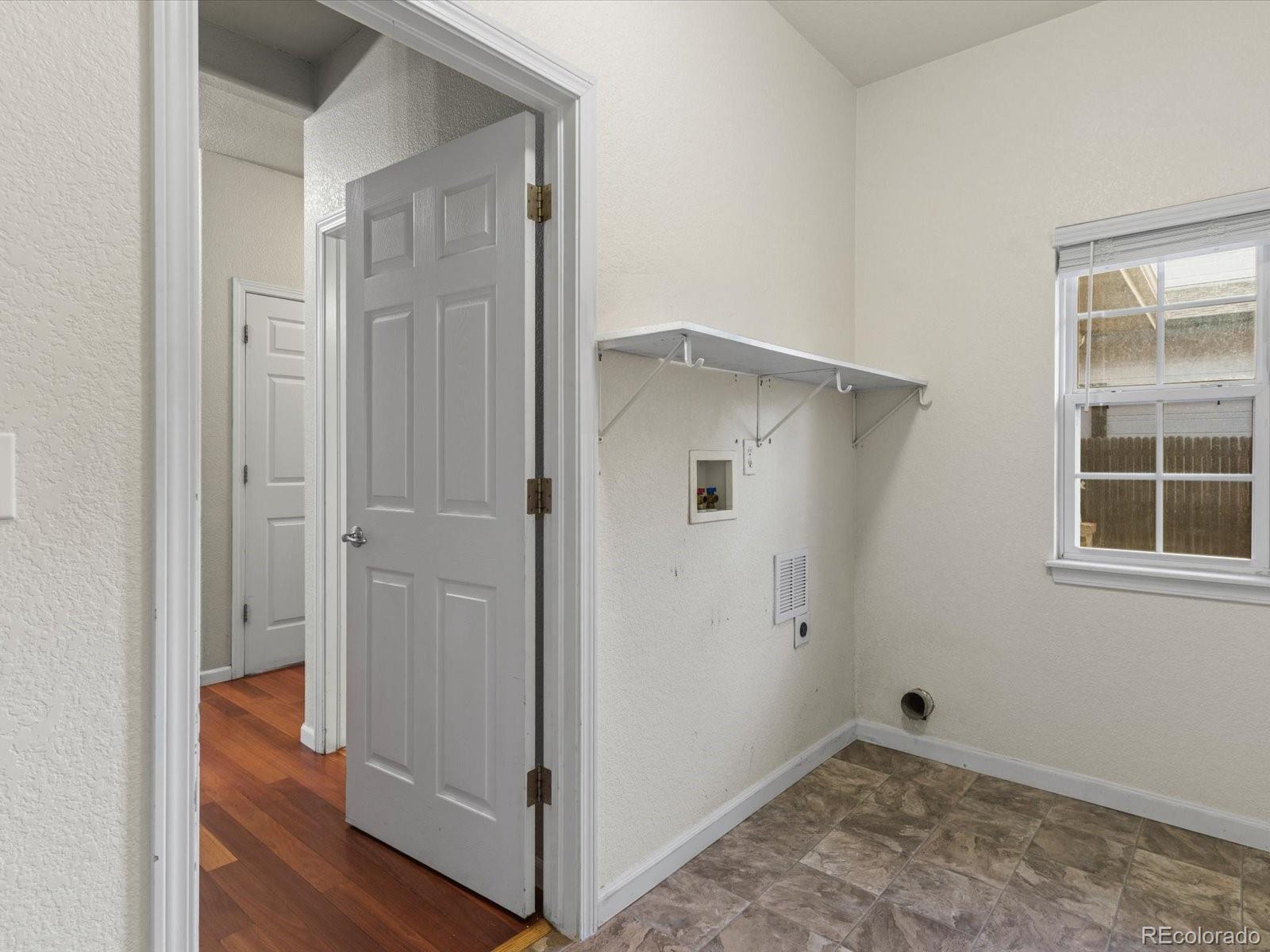 MLS Image #14 for 684  hayloft way,brighton, Colorado
