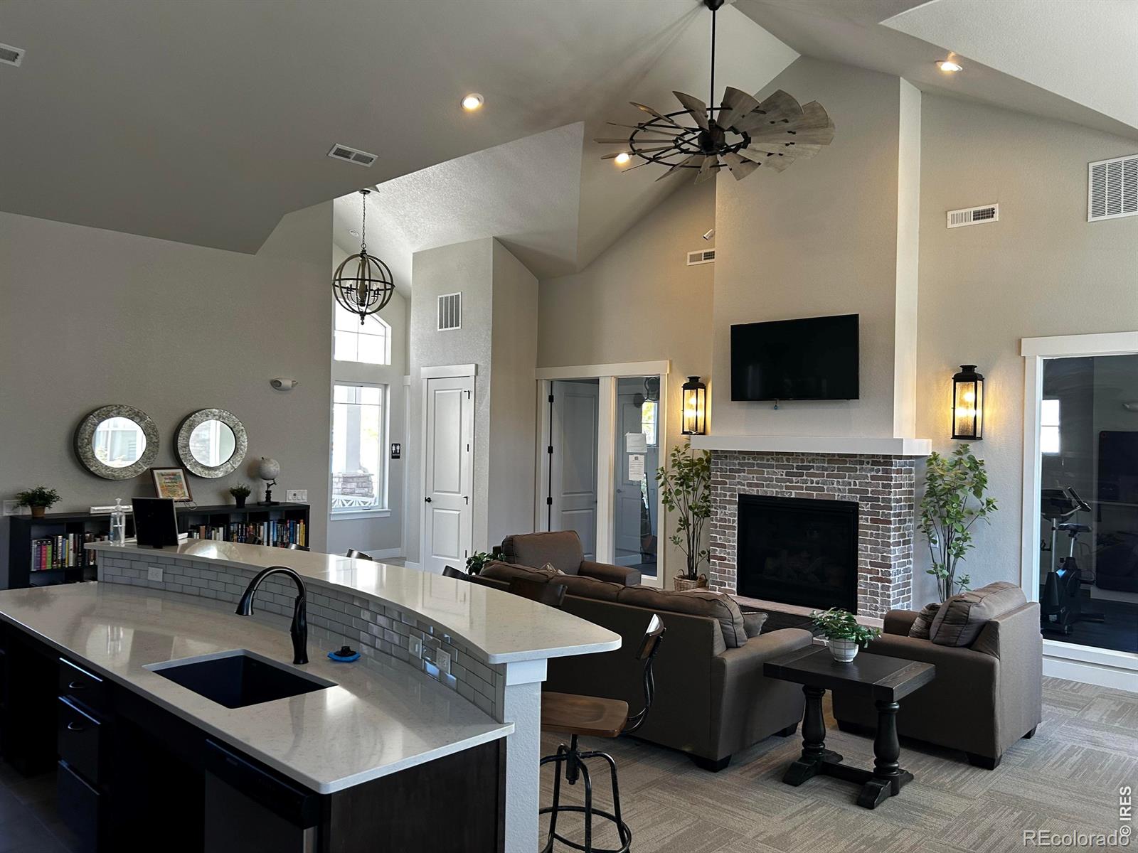 MLS Image #26 for 4672  hahns peak drive,loveland, Colorado