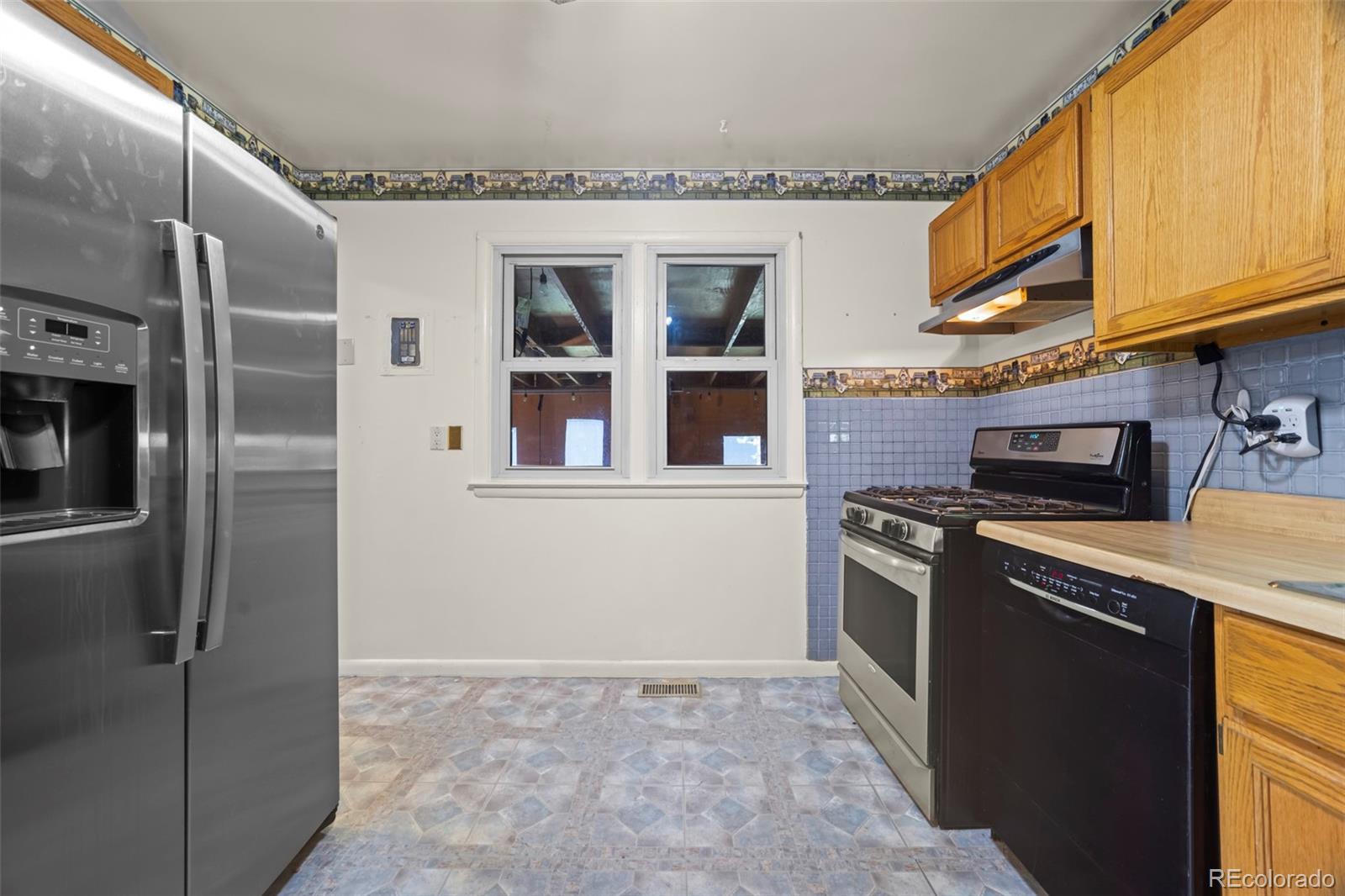 MLS Image #18 for 9261  anderson street,thornton, Colorado