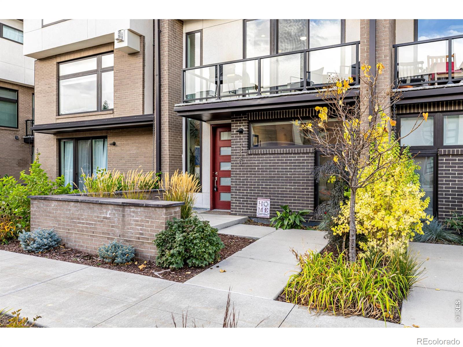 MLS Image #7 for 6820 e lowry boulevard,denver, Colorado