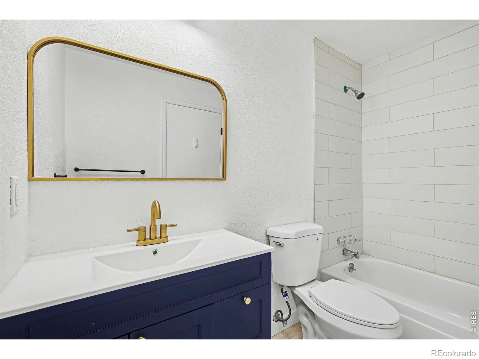 MLS Image #17 for 3174 w 11th avenue drive,broomfield, Colorado