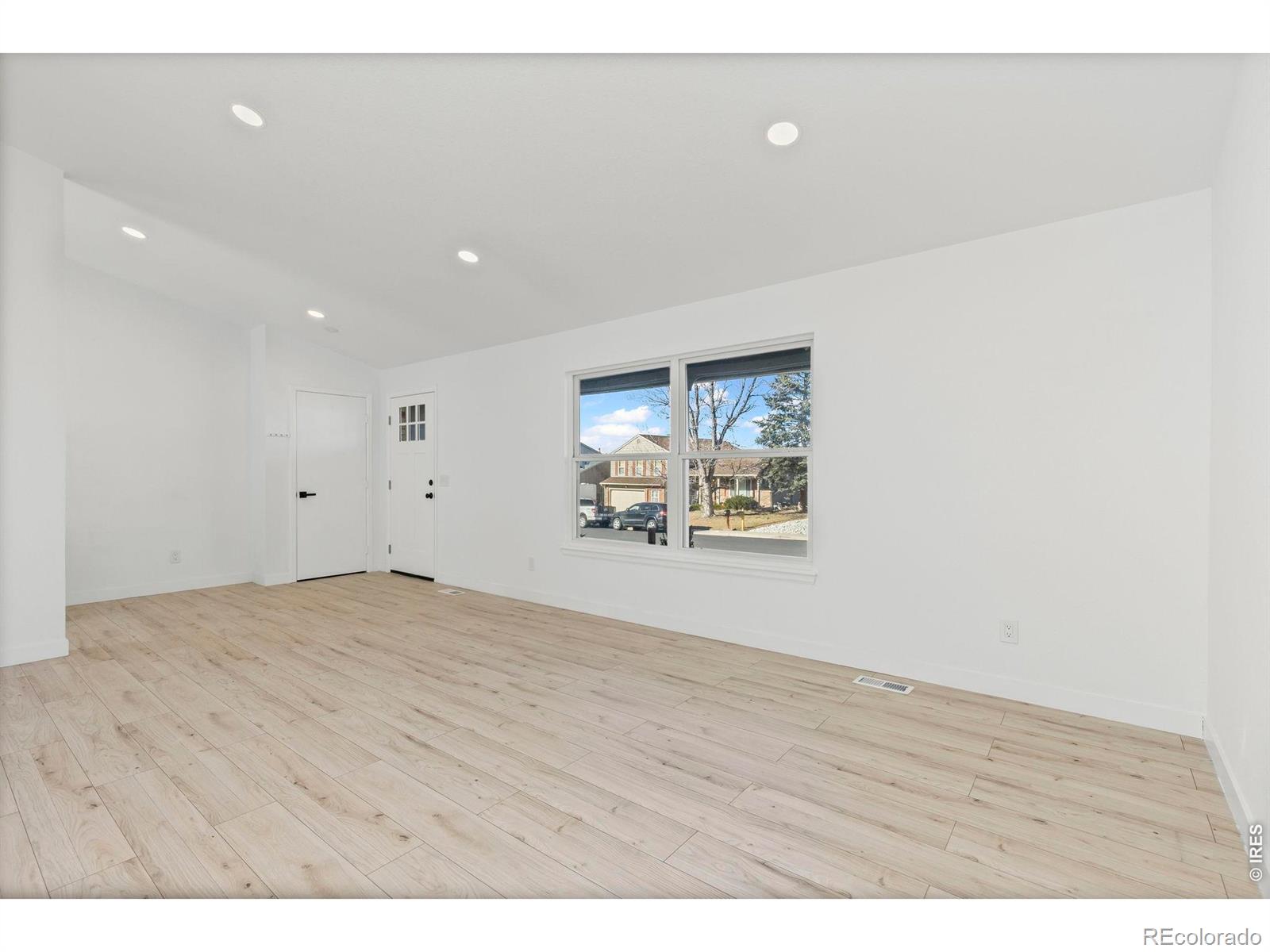 MLS Image #7 for 3174 w 11th avenue drive,broomfield, Colorado