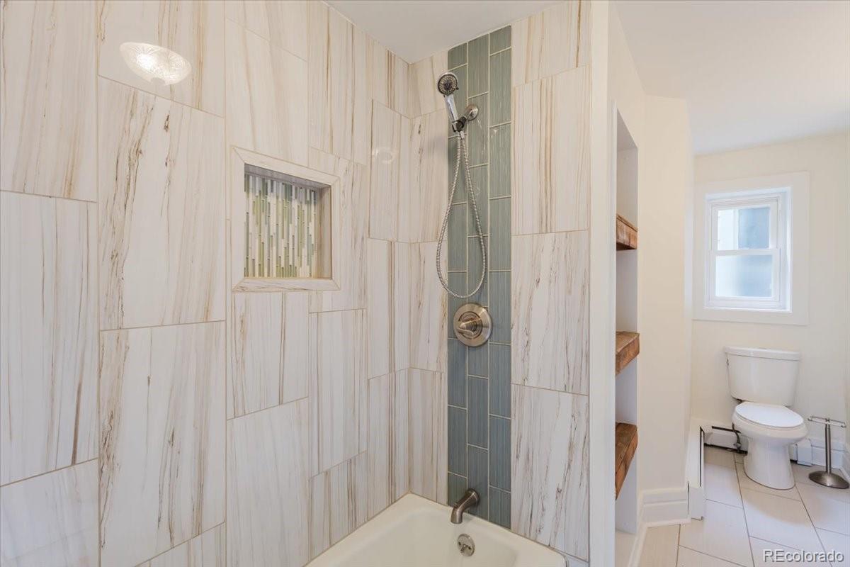 MLS Image #15 for 1019 n clarkson street,denver, Colorado