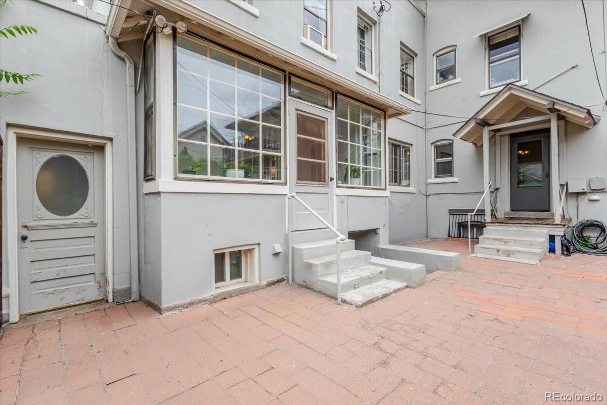 MLS Image #31 for 1019 n clarkson street,denver, Colorado