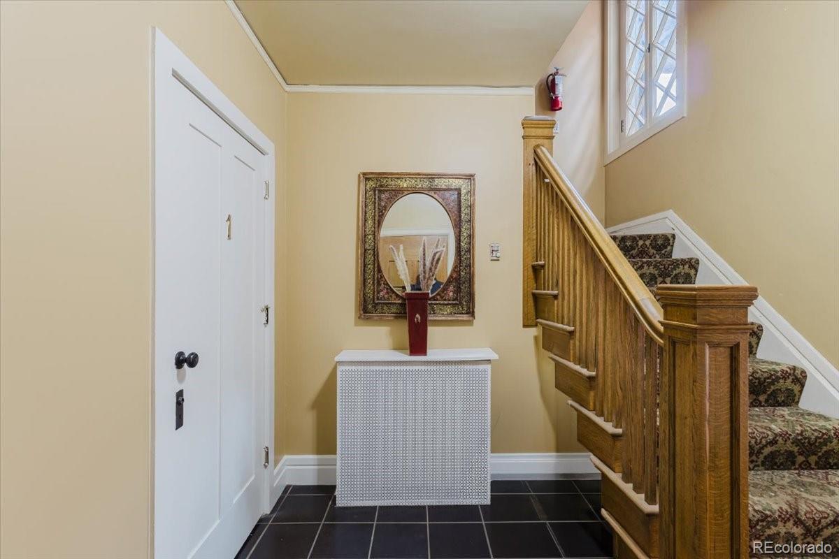 MLS Image #4 for 1019 n clarkson street,denver, Colorado