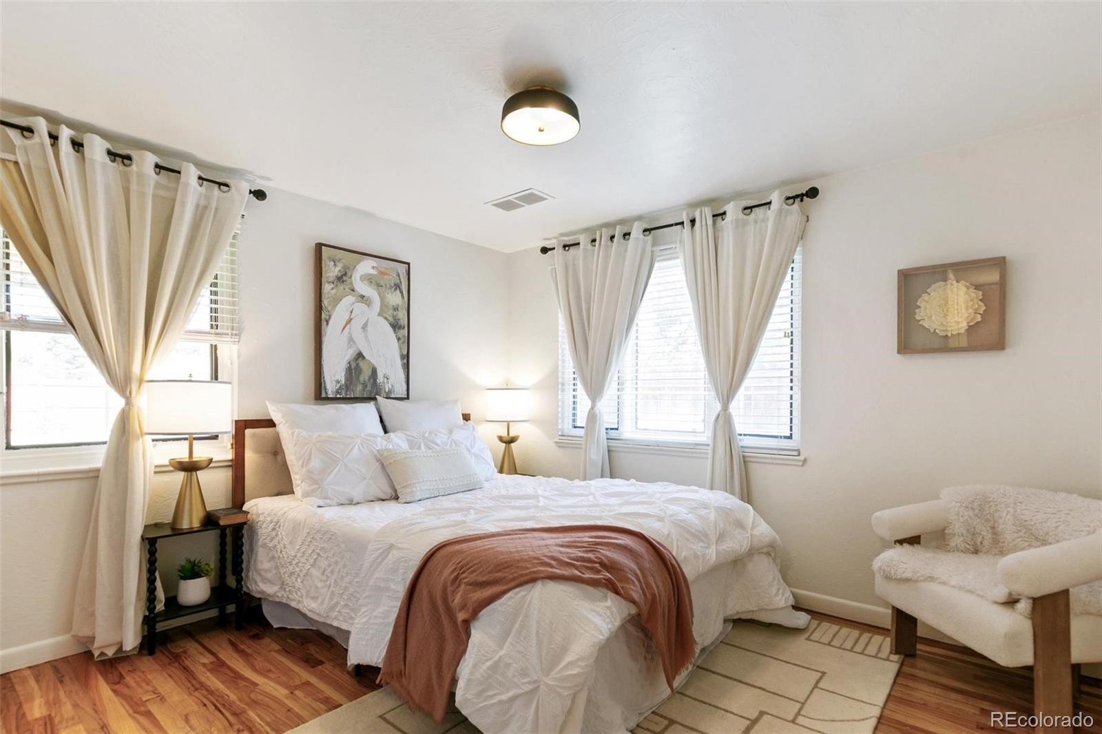 MLS Image #13 for 1440 s bellaire street,denver, Colorado