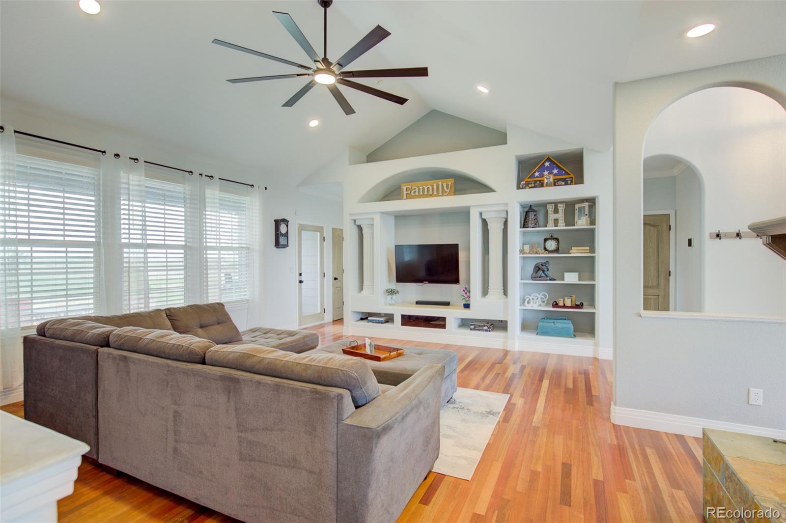 MLS Image #19 for 625  coyote trail,elizabeth, Colorado