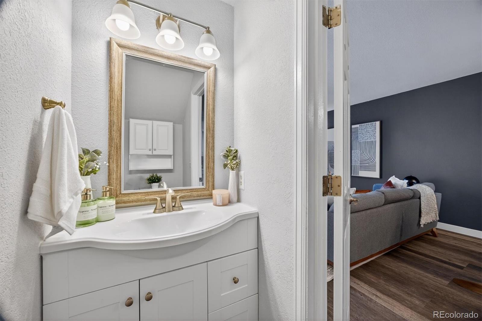 MLS Image #14 for 10537 w maplewood drive,littleton, Colorado