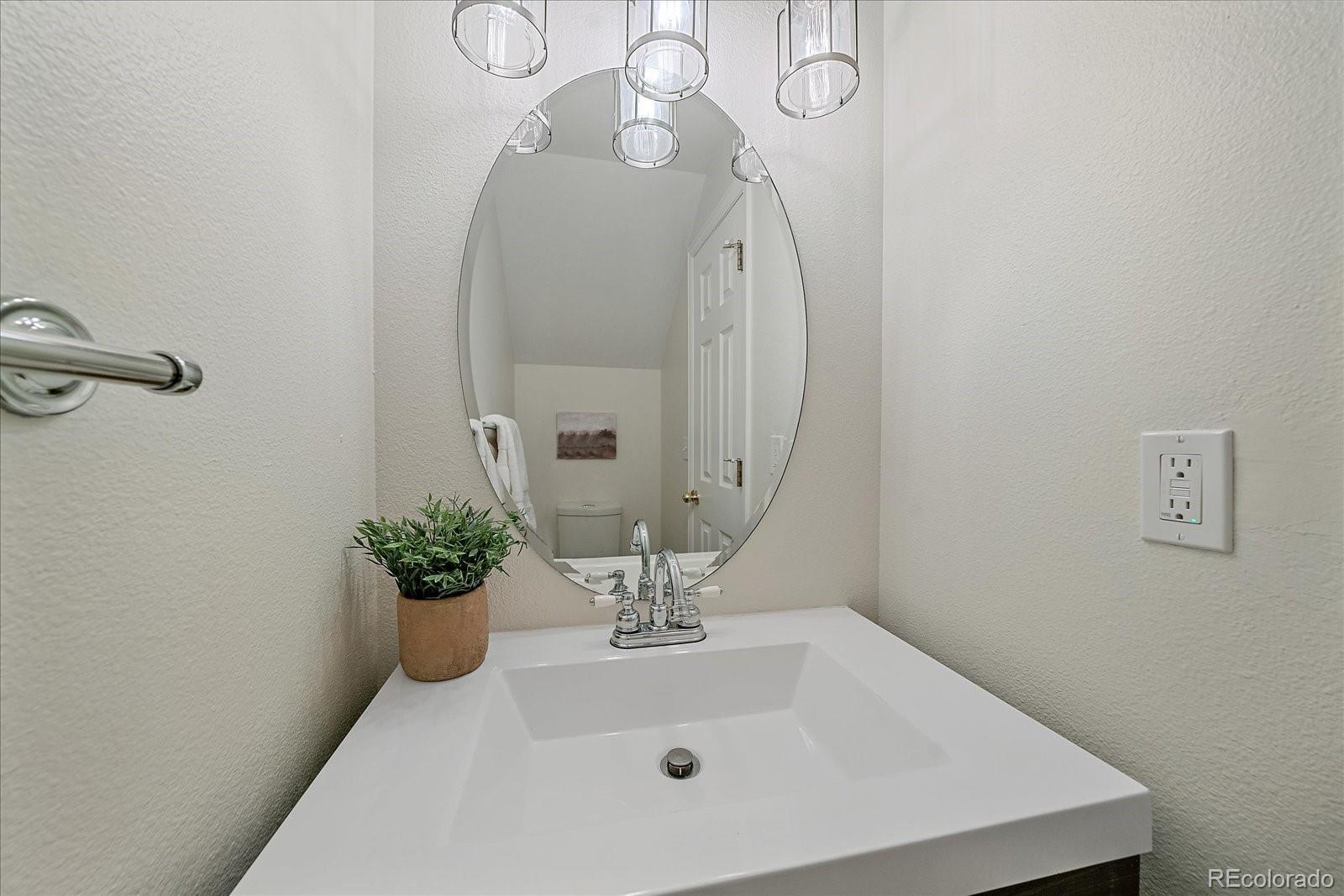 MLS Image #13 for 162 s jackson street,denver, Colorado
