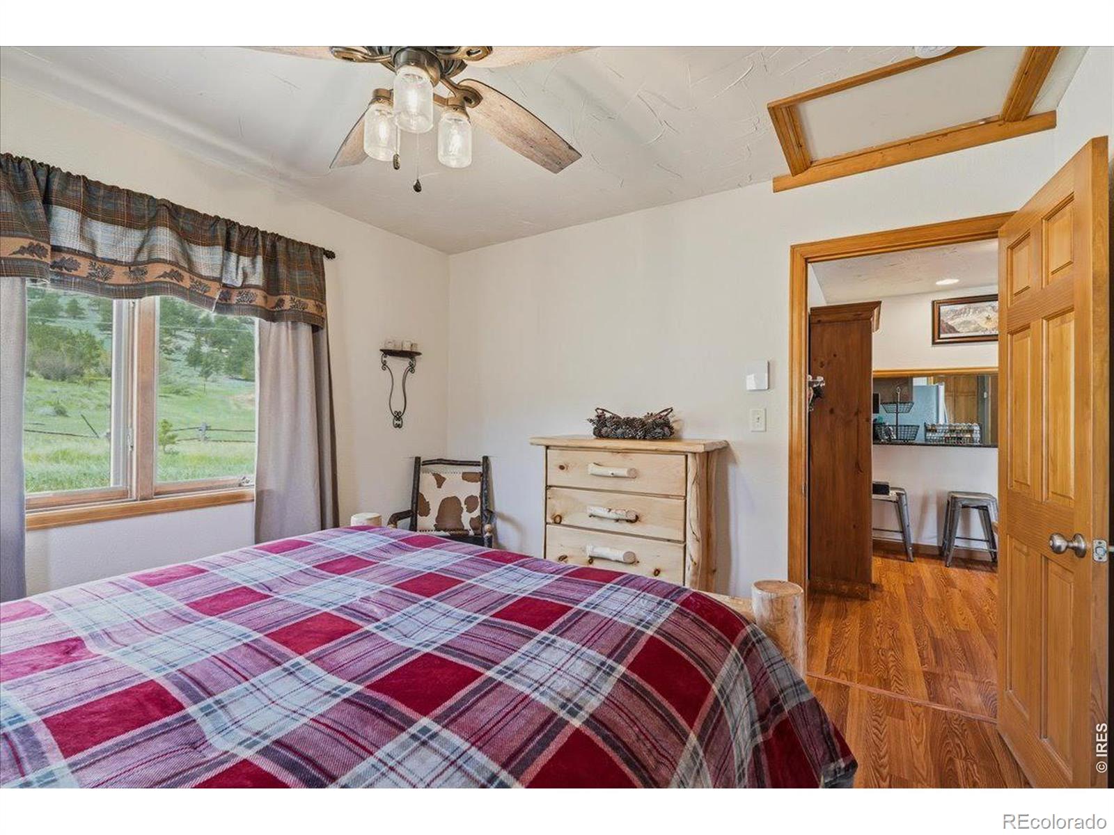 MLS Image #23 for 976  sutton lane,estes park, Colorado