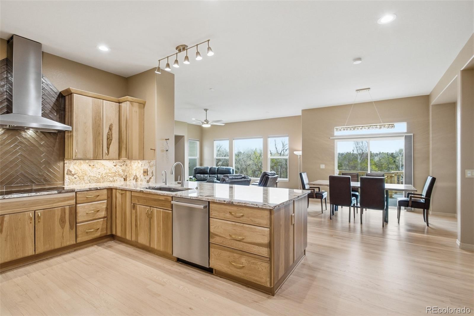 MLS Image #6 for 5309 w hoover drive,littleton, Colorado