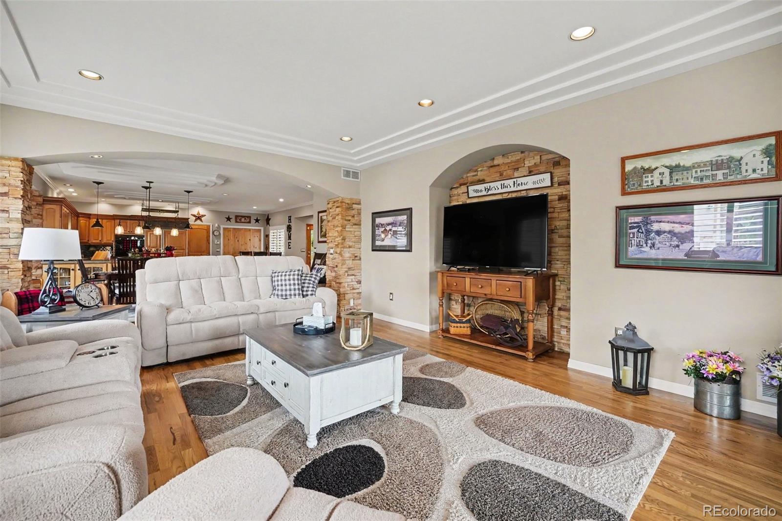 MLS Image #12 for 8347 s carr street,littleton, Colorado