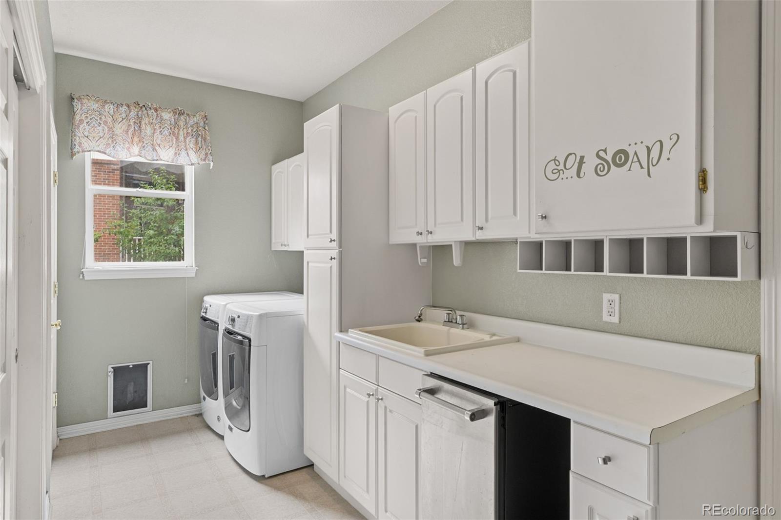 MLS Image #20 for 11056  clay drive,denver, Colorado