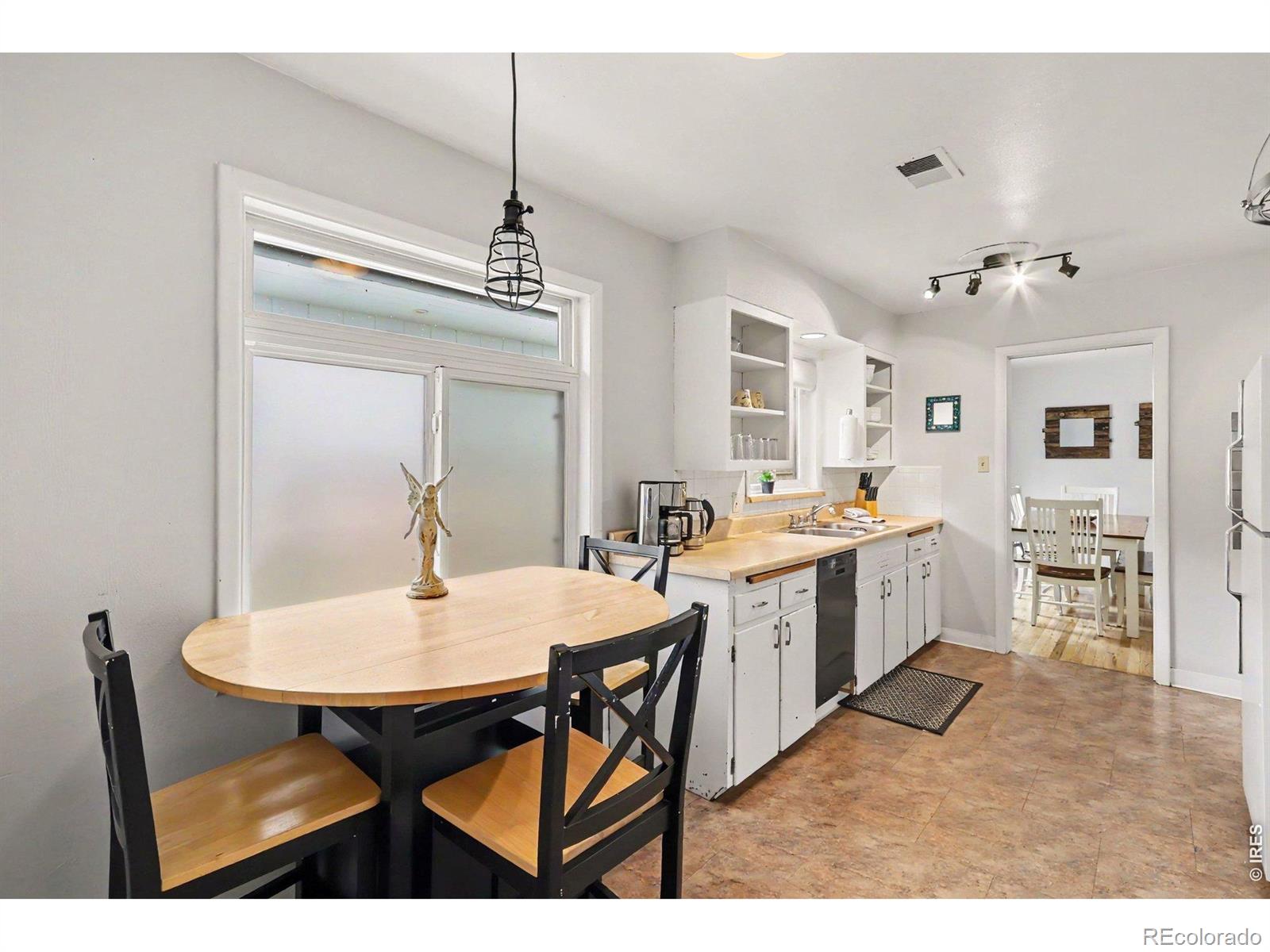 MLS Image #8 for 624 e plum street,fort collins, Colorado