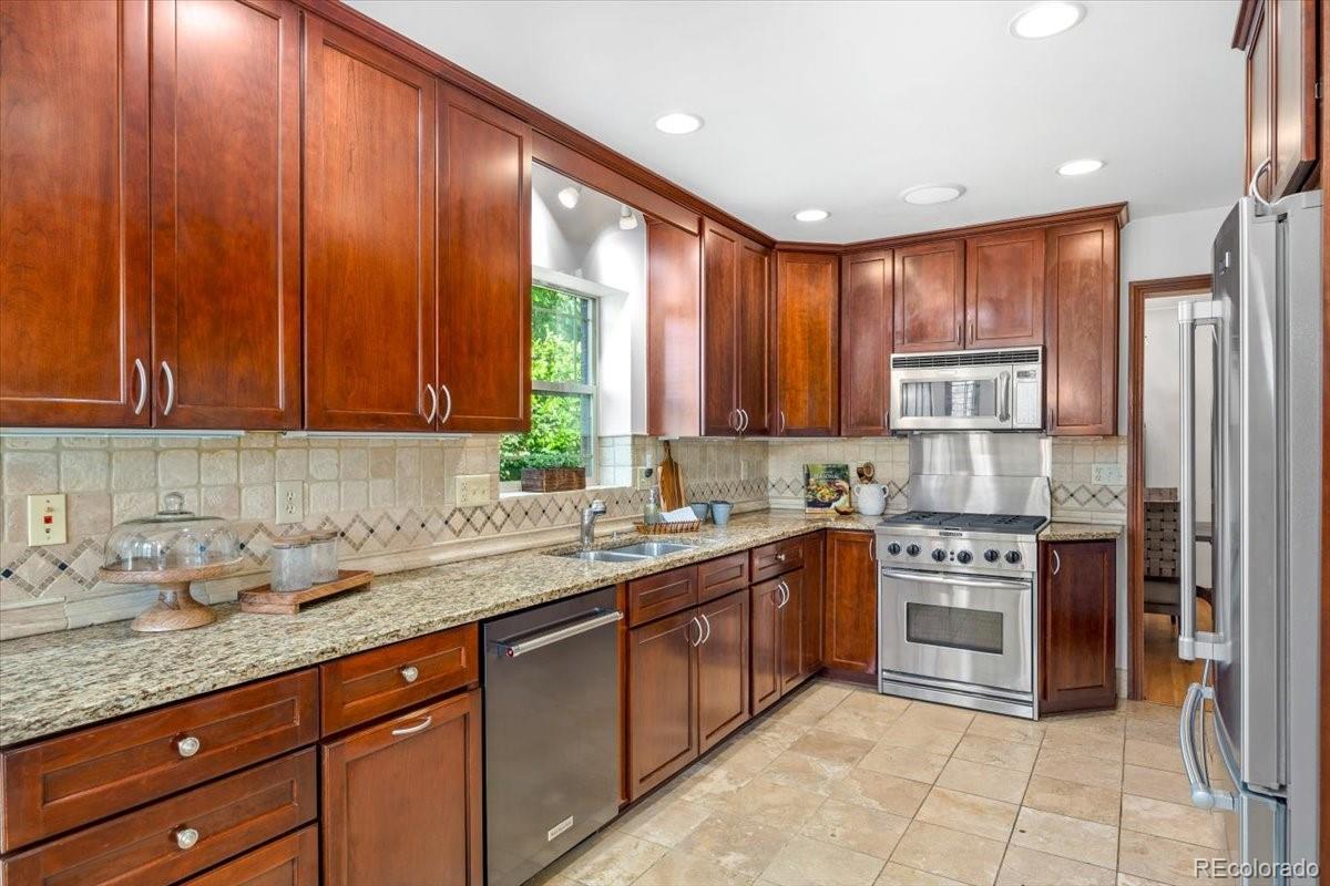 MLS Image #12 for 1090  bonnie brae boulevard,denver, Colorado
