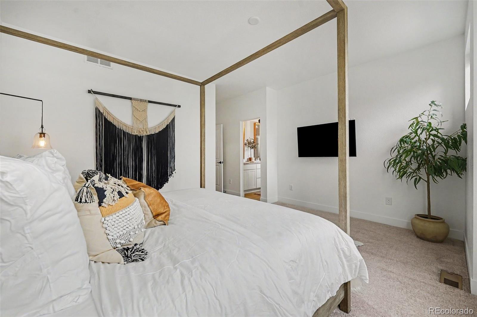 MLS Image #20 for 6781  canosa street,denver, Colorado