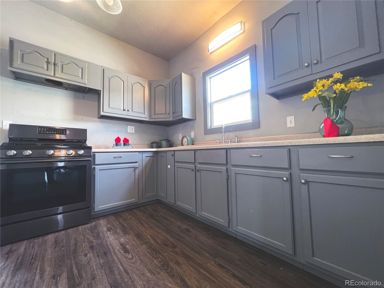 MLS Image #3 for 545  e avenue,limon, Colorado