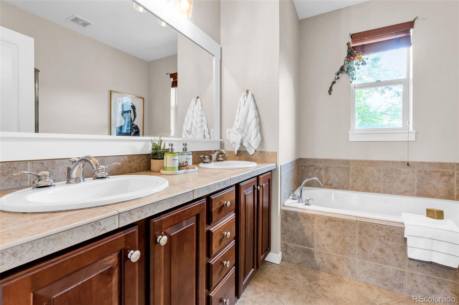 MLS Image #18 for 2747  ulster street,denver, Colorado
