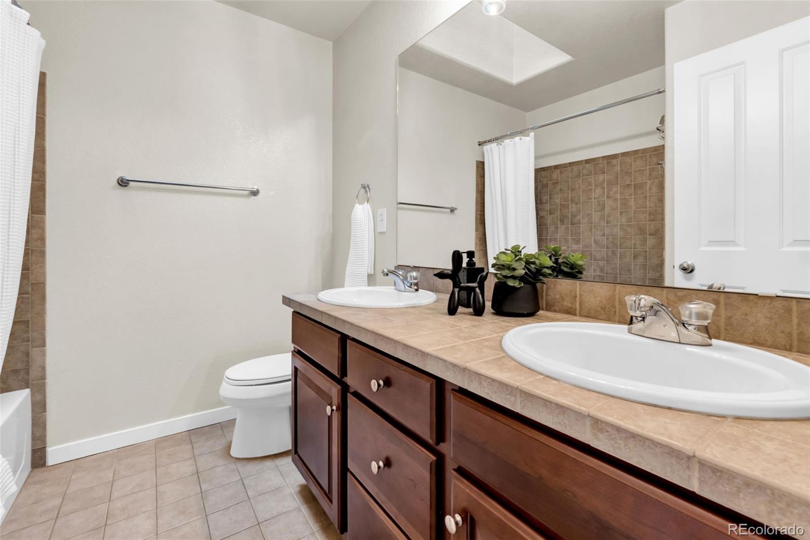 MLS Image #20 for 2747  ulster street,denver, Colorado