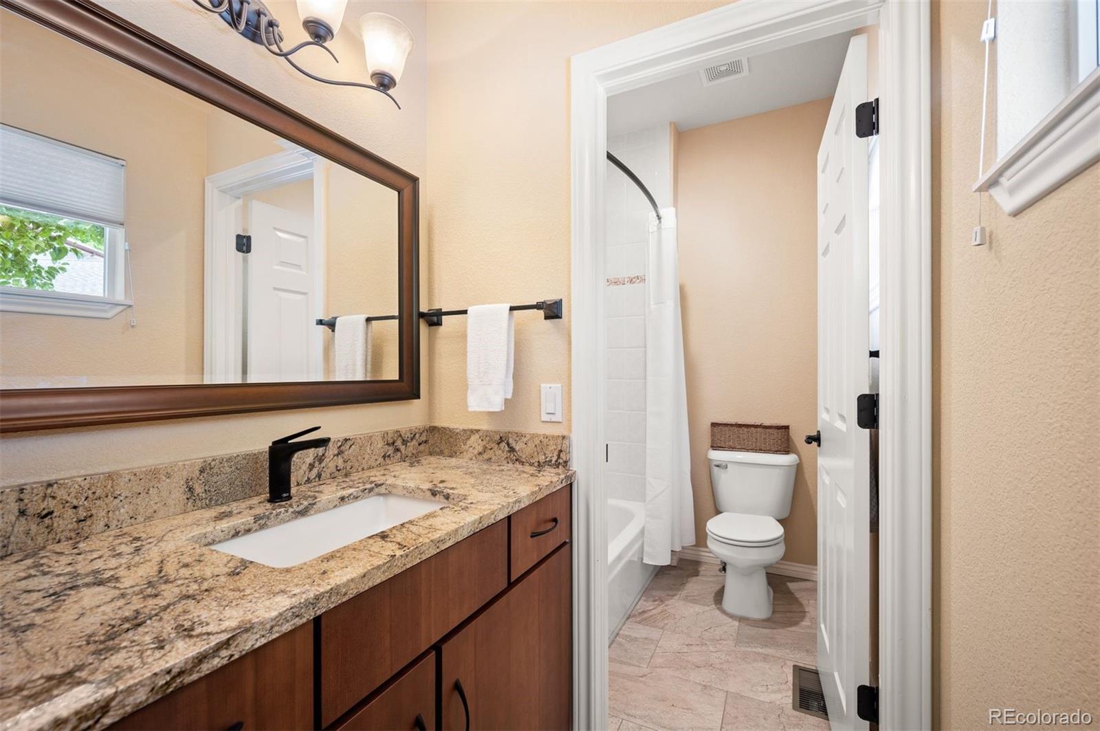 MLS Image #22 for 5950 s camargo way,littleton, Colorado